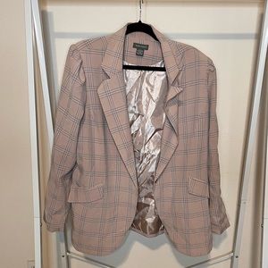Plus size Pink Blazer